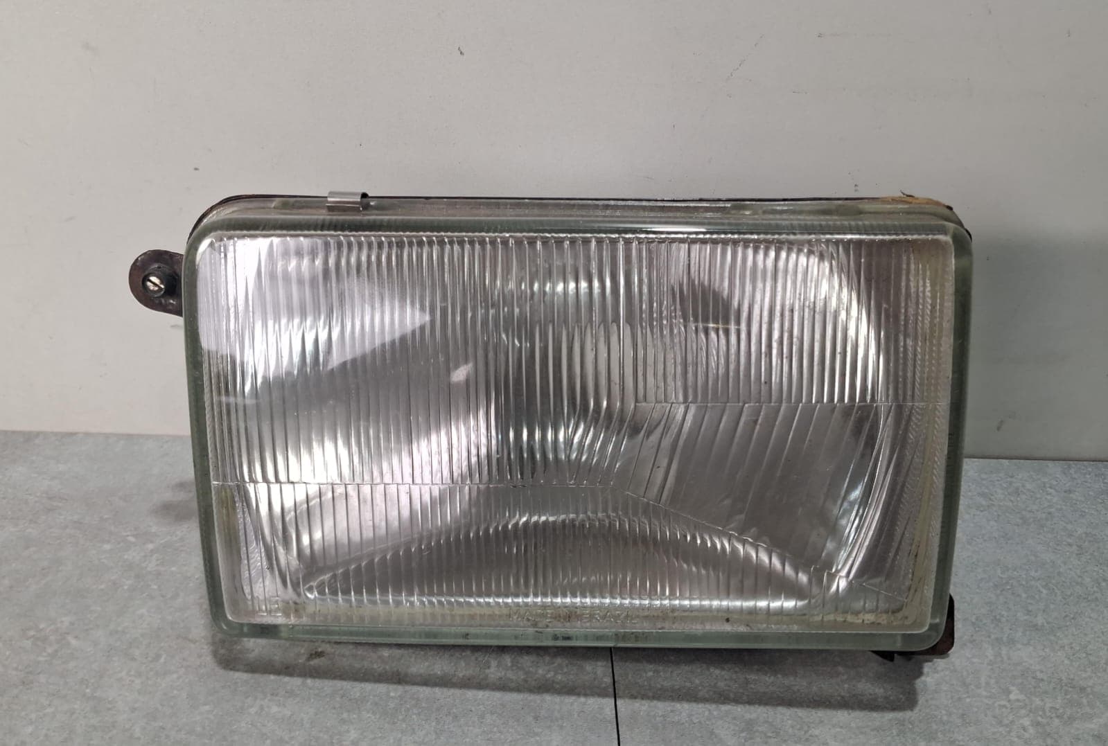 Farol Santana 87/90 com auxiliar - LE